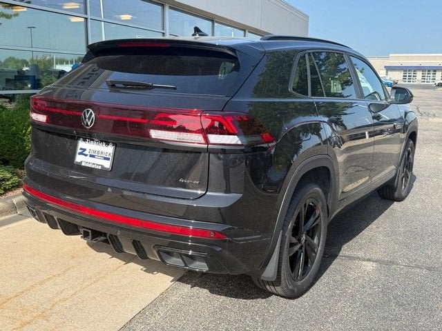 2026 Volkswagen Atlas Cross Sport 2.0T SEL R-Line Black