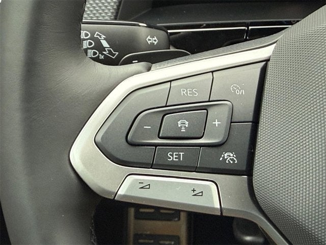 2026 Volkswagen Atlas Cross Sport 2.0T SEL R-Line Black