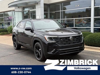 2026 Volkswagen Atlas Cross Sport 2.0T SEL R-Line Black