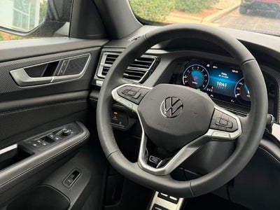 2026 Volkswagen Atlas Cross Sport 2.0T SEL R-Line Black