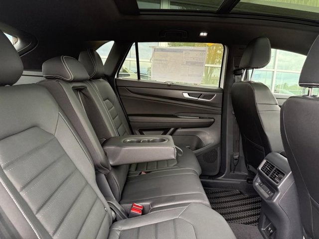 2026 Volkswagen Atlas Cross Sport 2.0T SEL R-Line Black