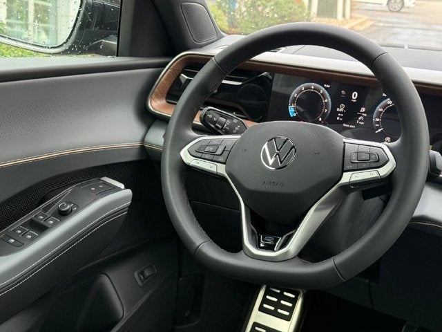 2027 Volkswagen Atlas SEL R-Line