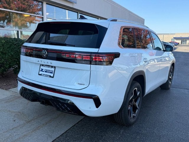 2027 Volkswagen Atlas SEL R-Line