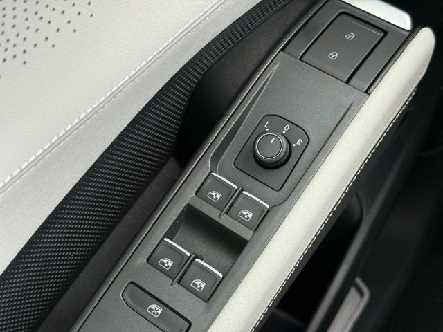 2027 Volkswagen Atlas SEL R-Line