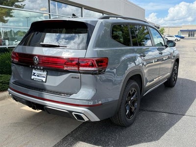 2026 Volkswagen Atlas 2.0T Peak Edition