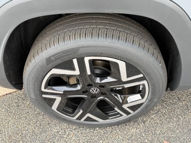 2027 Volkswagen Atlas SEL Premium R-Line