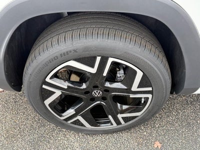 2027 Volkswagen Atlas SEL Premium R-Line