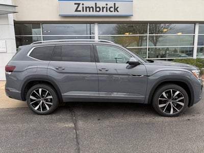 2026 Volkswagen Atlas 2.0T SEL Premium R-Line