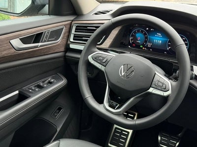 2026 Volkswagen Atlas 2.0T SEL Premium R-Line