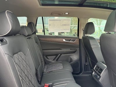 2026 Volkswagen Atlas 2.0T SEL Premium R-Line