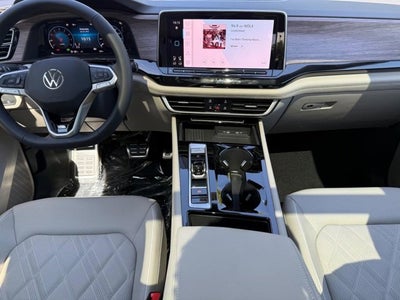 2026 Volkswagen Atlas 2.0T SEL Premium R-Line