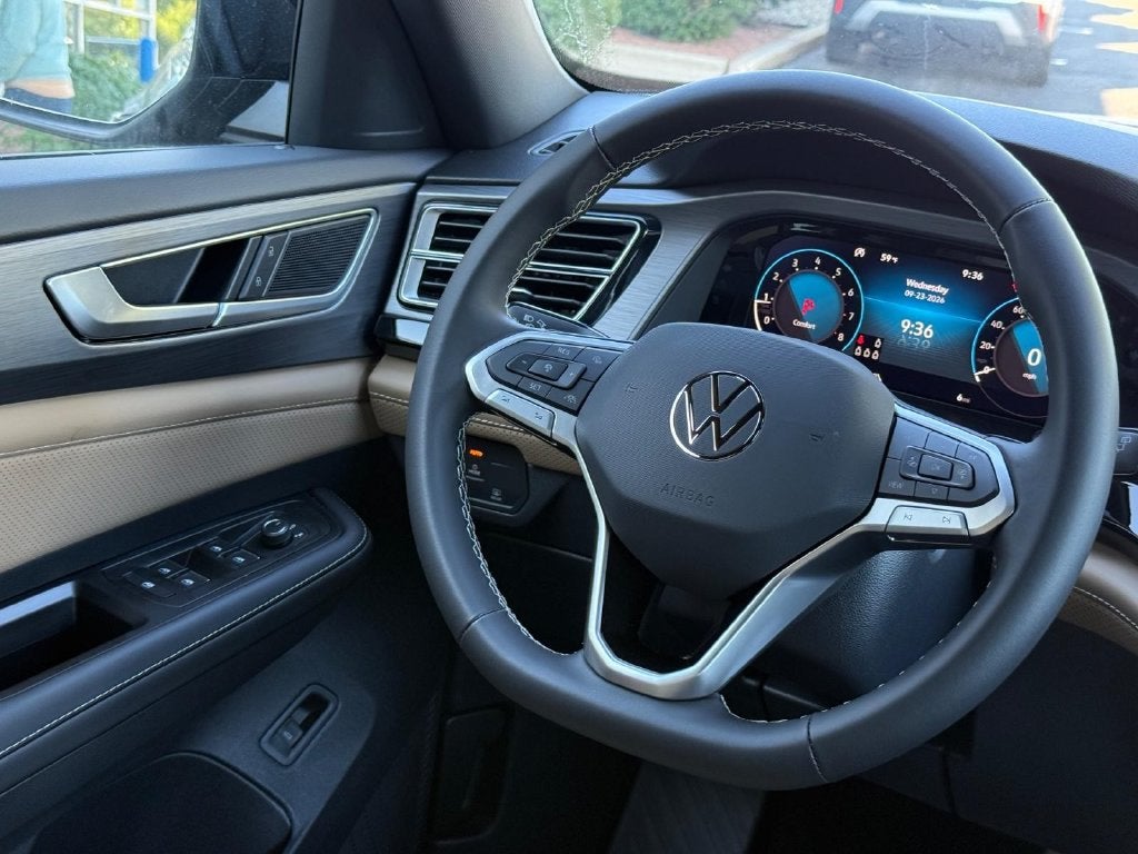 2026 Volkswagen Atlas Cross Sport 2.0T SE w/Technology