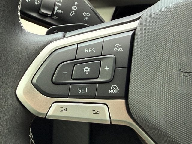 2027 Volkswagen Atlas SE w/Technology