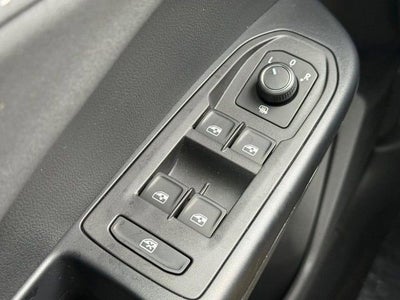 2026 Volkswagen Taos SE Black