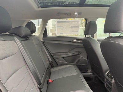 2026 Volkswagen Taos SE Black