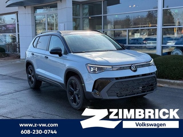 2026 Volkswagen Taos SE Black