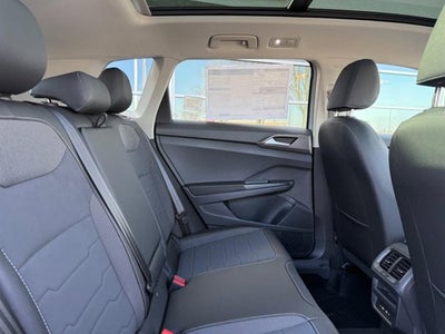 2026 Volkswagen Taos SE Black