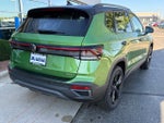 2027 Volkswagen Taos SE Black