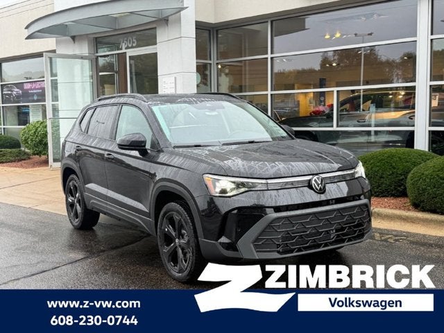 2027 Volkswagen Taos SE Black