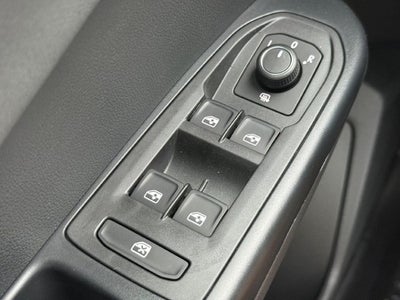 2027 Volkswagen Taos SE Black