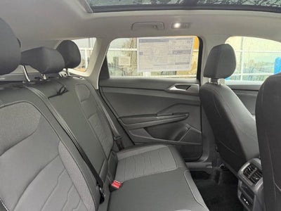 2027 Volkswagen Taos SE Black