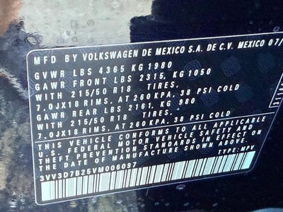 2027 Volkswagen Taos SE Black