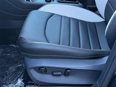 2026 Volkswagen Taos SEL