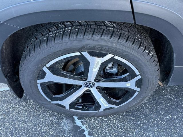 2026 Volkswagen Taos SEL