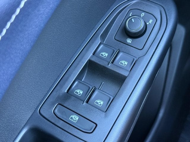 2027 Volkswagen Taos SEL