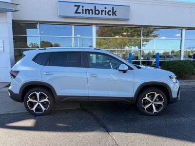 2027 Volkswagen Taos SEL