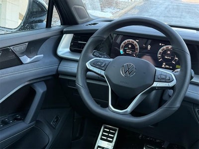 2026 Volkswagen Tiguan SE R-Line Black