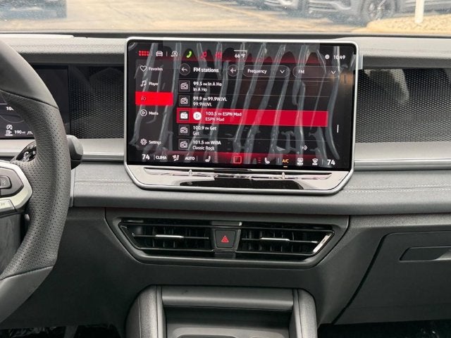 2026 Volkswagen Tiguan SE R-Line Black