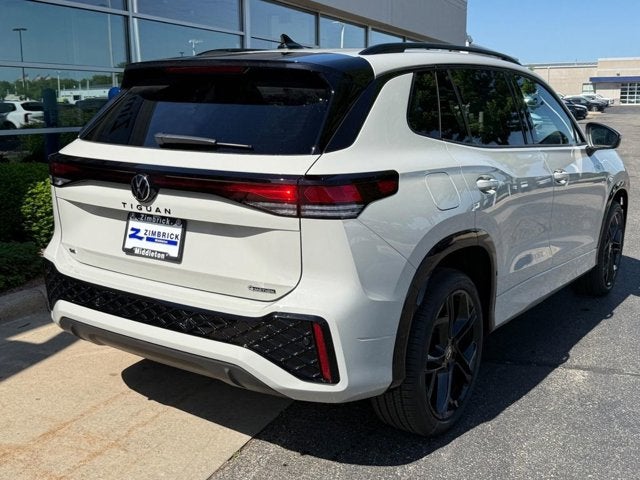 2026 Volkswagen Tiguan SE R-Line Black