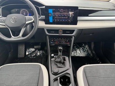 2026 Volkswagen Taos SE