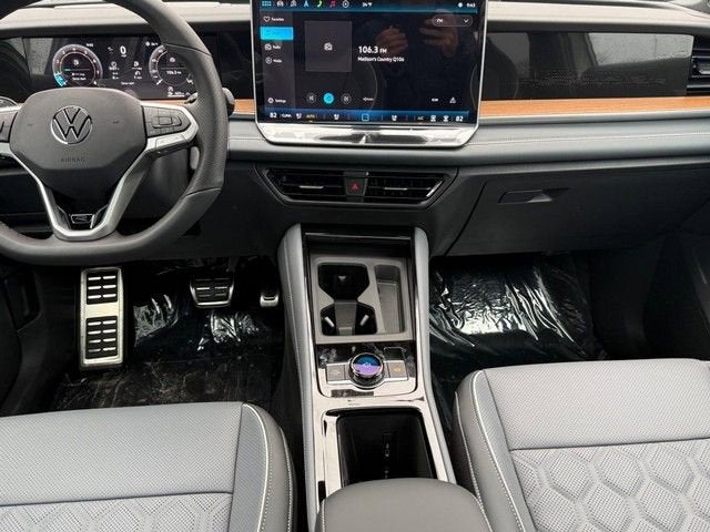 2026 Volkswagen Tiguan SEL R-Line Turbo