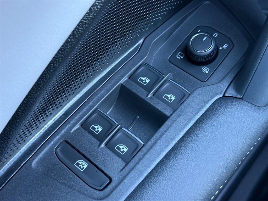 2026 Volkswagen Tiguan SEL R-Line Turbo