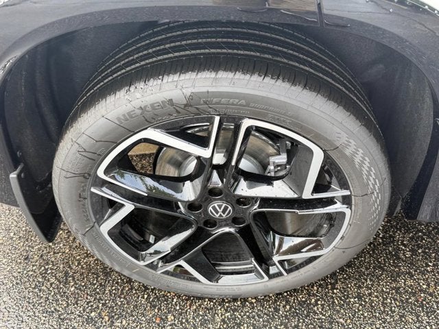 2026 Volkswagen Tiguan SEL R-Line Turbo