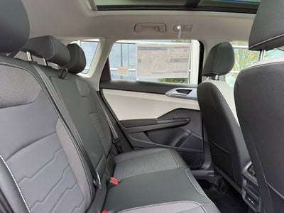 2026 Volkswagen Taos SE
