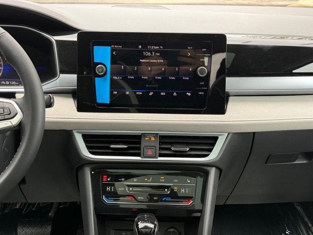 2026 Volkswagen Taos SE