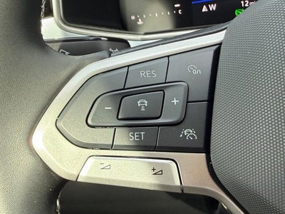 2026 Volkswagen Taos SE