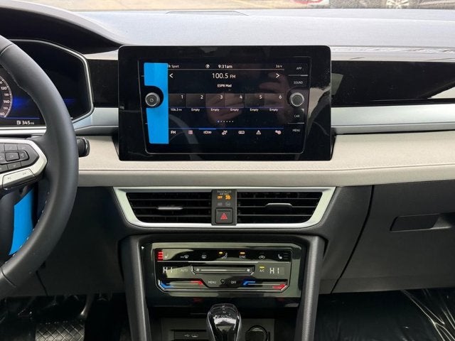 2026 Volkswagen Taos SE