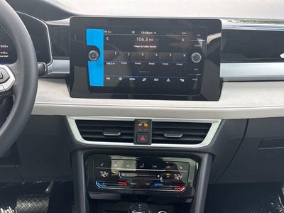2026 Volkswagen Taos SE
