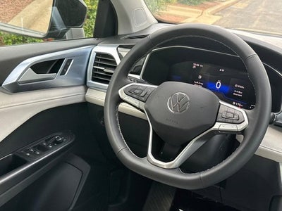 2026 Volkswagen Taos SE