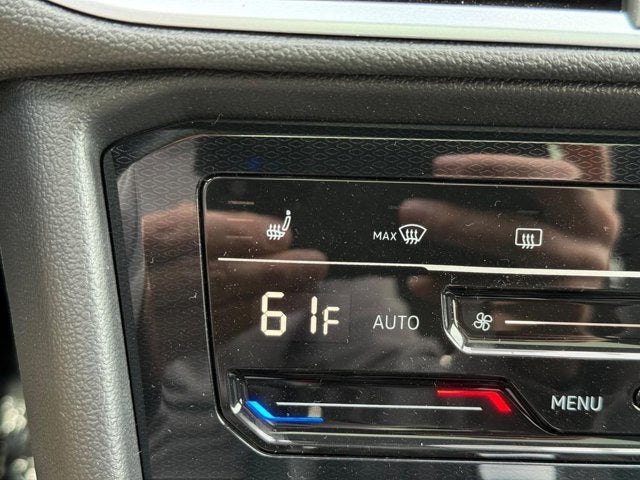 2026 Volkswagen Taos SE