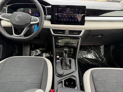 2026 Volkswagen Taos SE