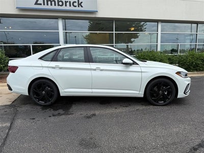 2025 Volkswagen Jetta SE