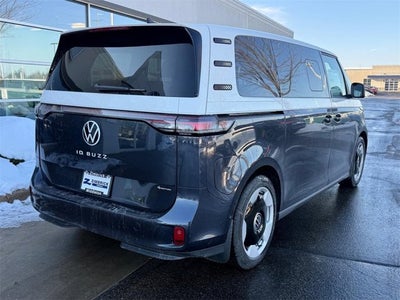 2025 Volkswagen ID. Buzz Pro S Plus