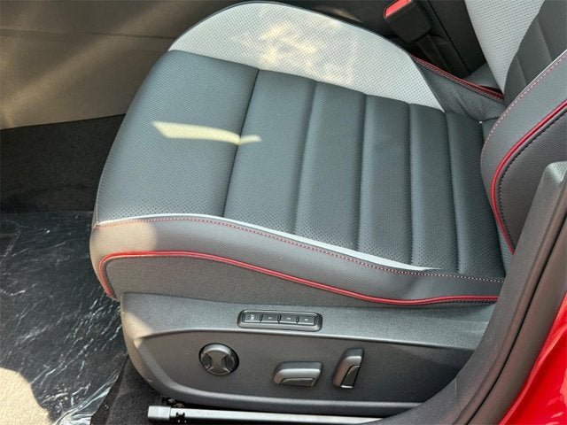 2025 Volkswagen Golf GTI SE