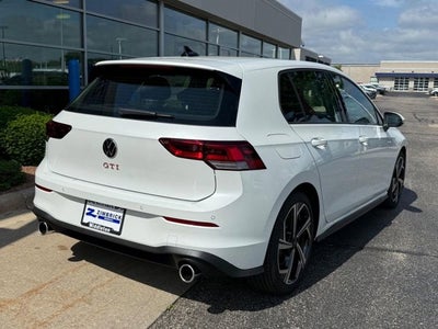 2026 Volkswagen Golf GTI SE