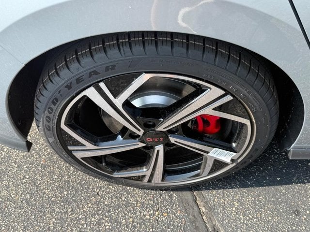 2026 Volkswagen Golf GTI SE